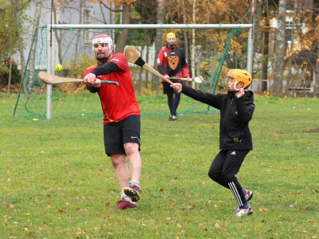 Hurling-esittely